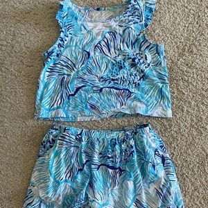 Lilly Pulitzer size 8-10 2 piece set